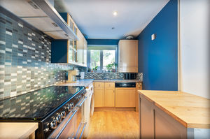 Photo 8- click for photo gallery